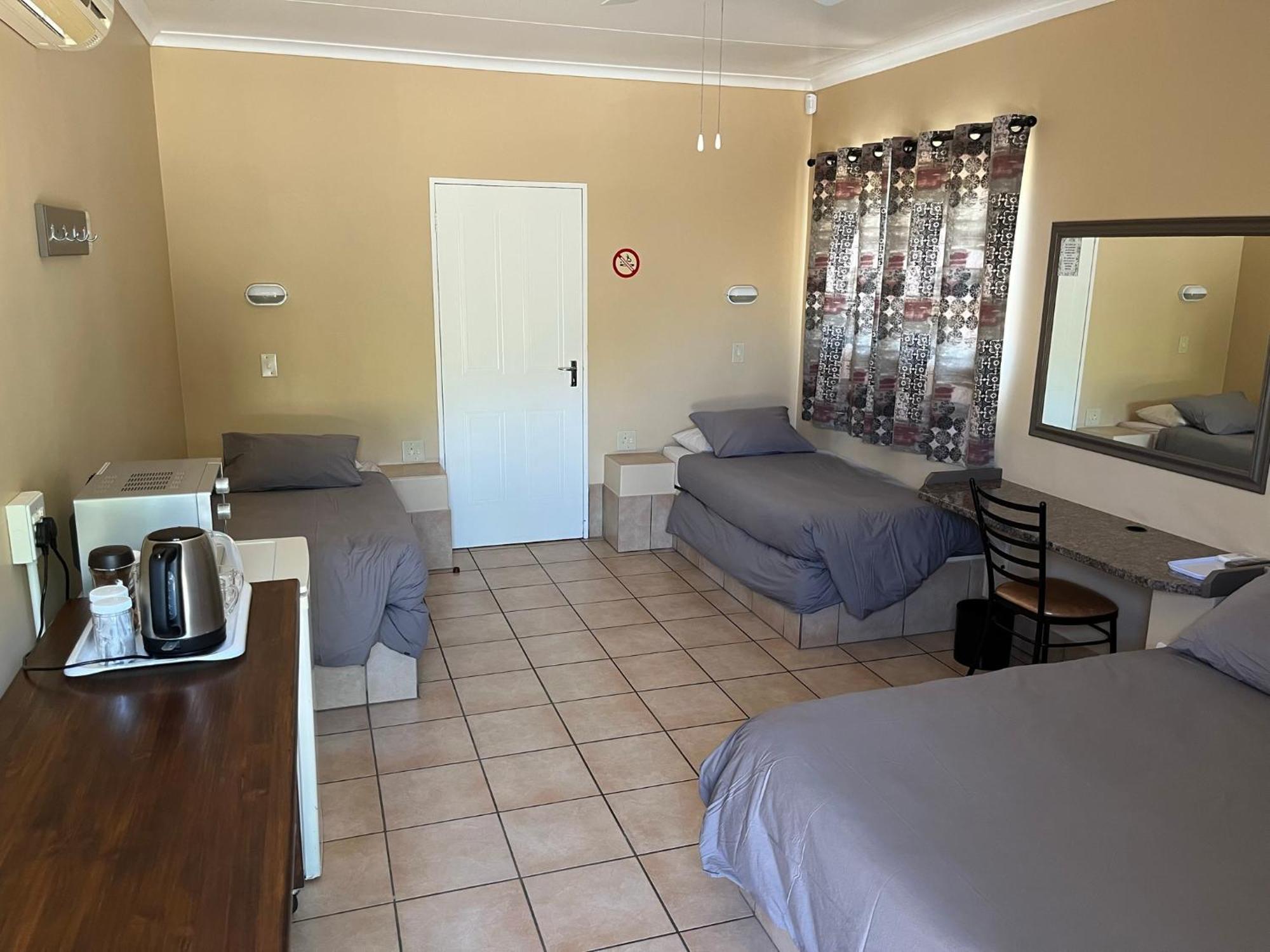 Sunset Chalets Colesberg Buitenkant foto