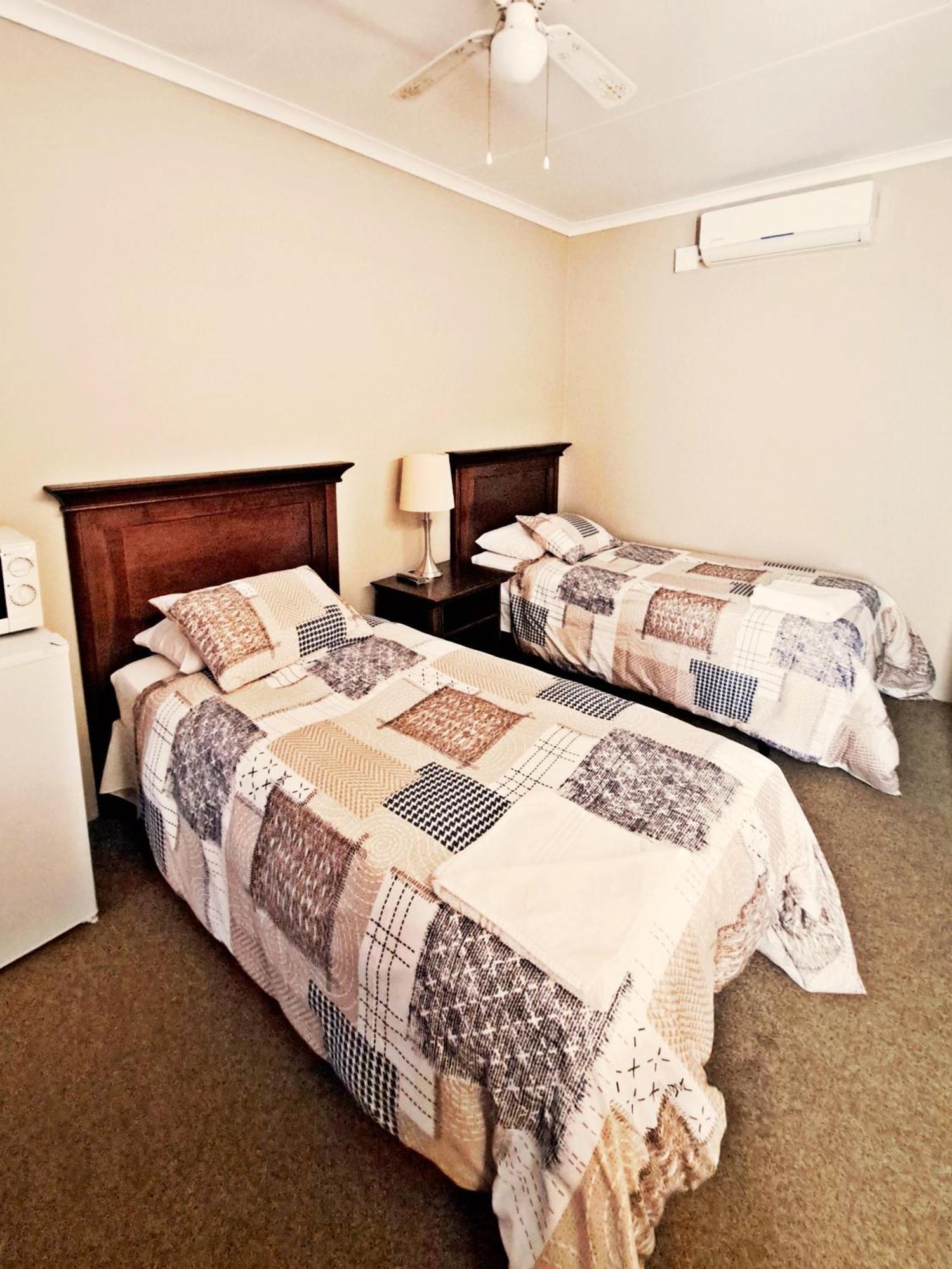 Sunset Chalets Colesberg Buitenkant foto