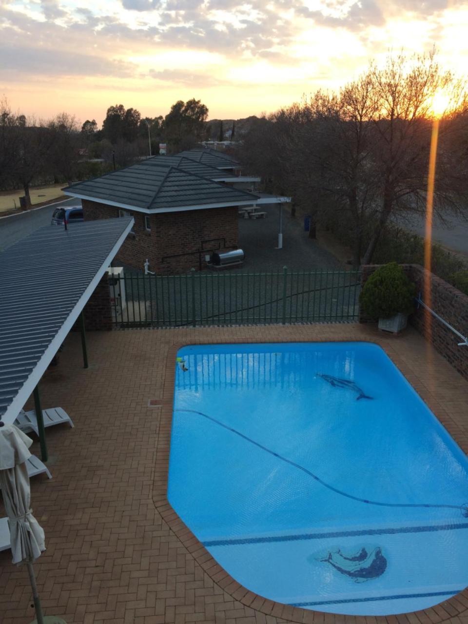 Sunset Chalets Colesberg Buitenkant foto